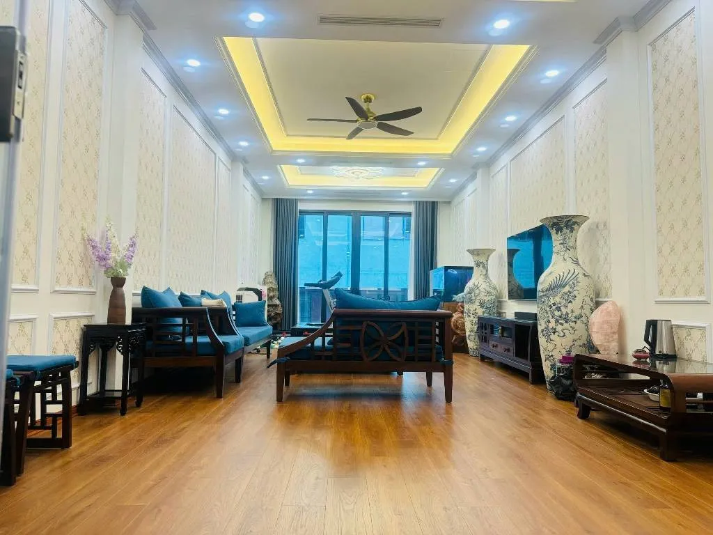 Bán nhà riêng 5 tầng diện tích thực 98m2 tại Ngô Gia Tự, gần phố Vũ Đức Thận, giá 28.6 tỷ... Bán nhà riêng tại Việt Hưng, Hà Nội 01