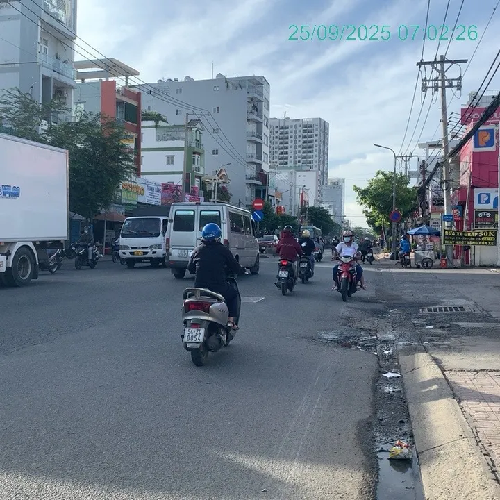 Bán nhà riêng diện tích 225.7m2 tại quận 7, TP.HCM, giá 6,5 tỷ... Bán nhà riêng tại Tân Thuận, Hồ Chí Minh 01