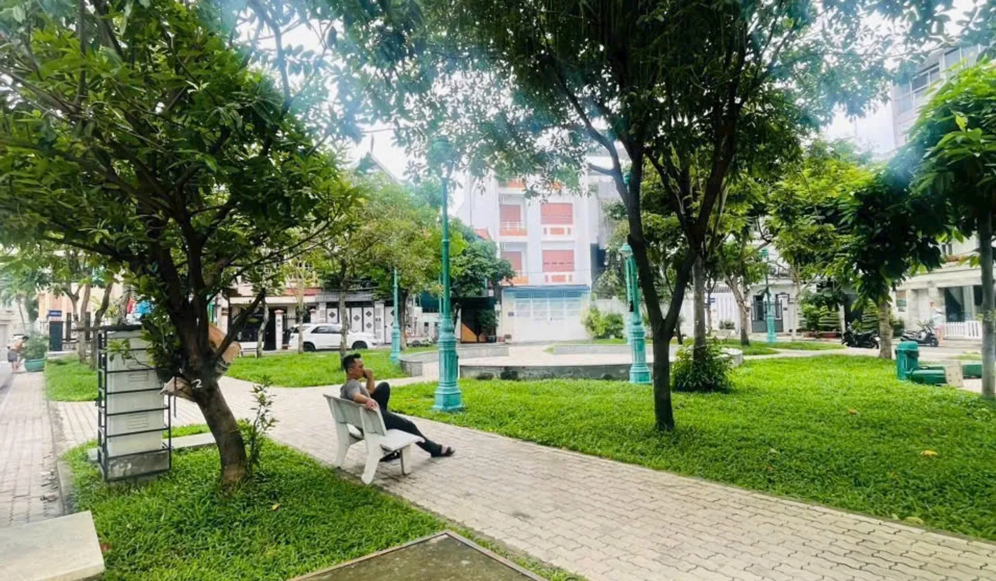 Bán nhà mặt phố xã Tân Hưng, 4 tầng, 90m2, mặt tiền 6m, giá 18,8 tỷ... Bán nhà mặt phố tại Tân Hưng, Hồ Chí Minh 01