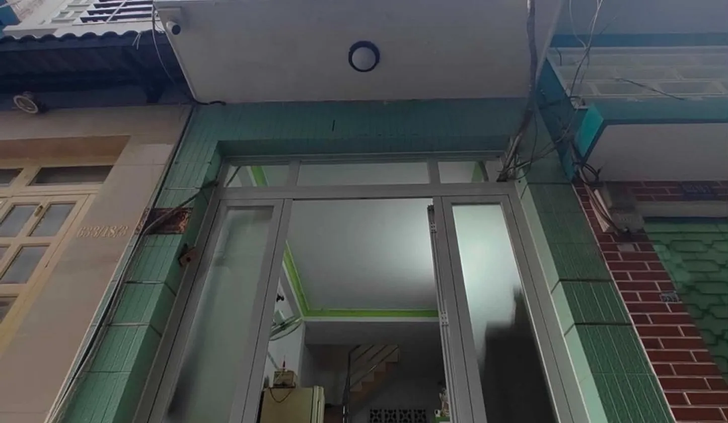 Nhà đẹp Quận 10 giá chỉ 5,6 tỷ - Sống tiện nghi ngay trung tâm... Bán nhà riêng tại Vườn Lài, Hồ Chí Minh 01