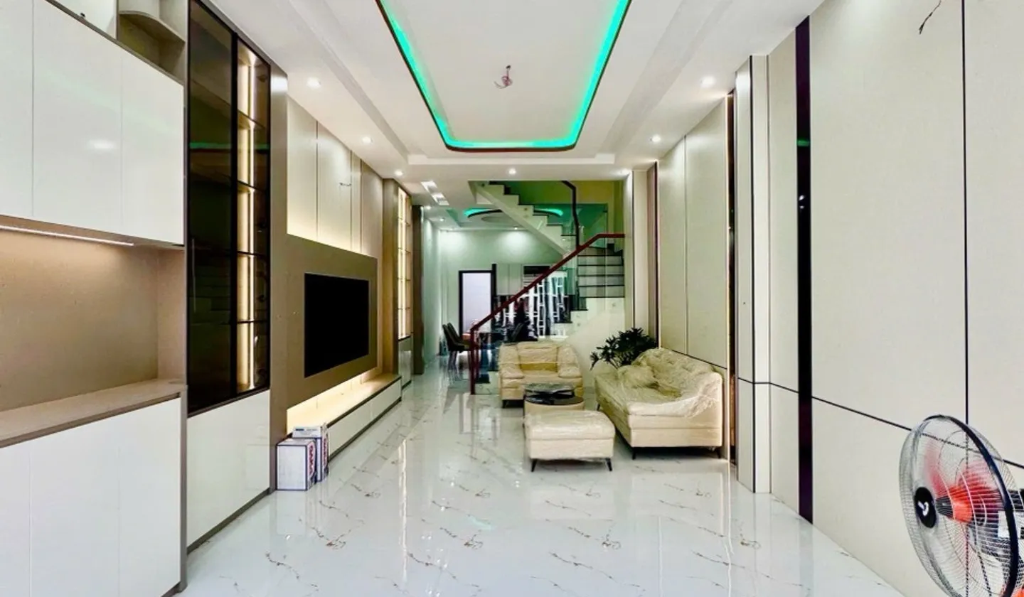 Nhà Mới Xây Full Nội Thất Đẹp 3 Tầng Hẻm Xe Hơi Bình Tân... Bán nhà riêng tại Bình Hưng Hòa, Hồ Chí Minh 01