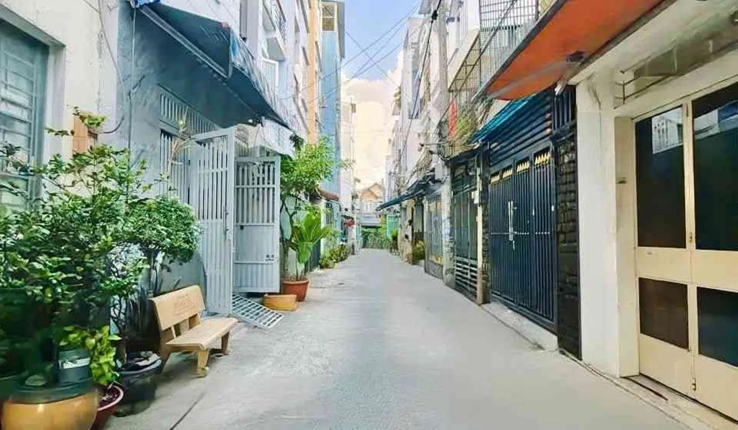 HÀNG HIẾM TÂN PHÚ – 4 TẦNG BTCT – HXH VƯỜN LÀI THÔNG TÂN HƯƠNG... Bán nhà riêng tại Phú Thọ Hòa, Hồ Chí Minh 01