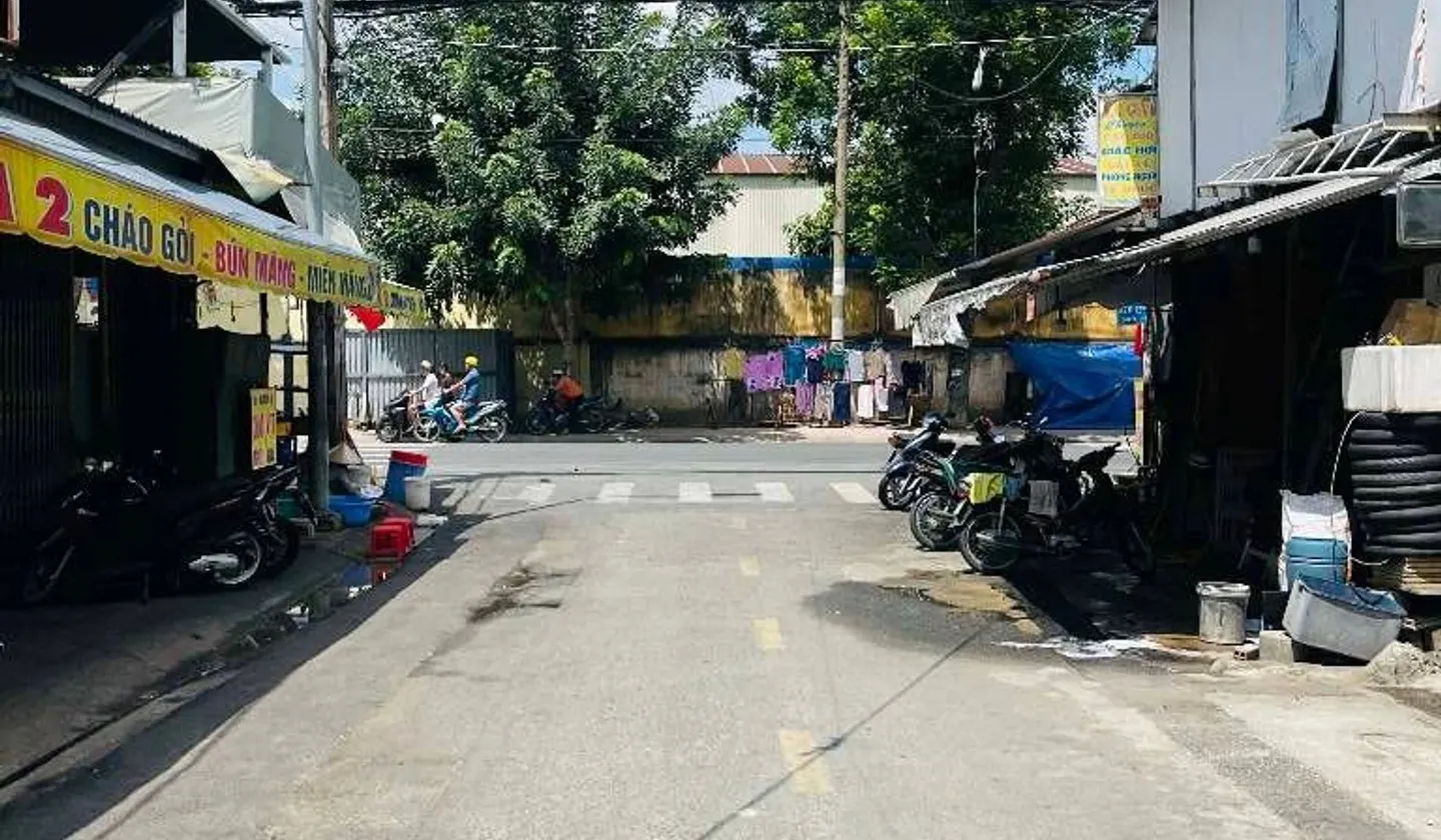 Bán nhà riêng 2 tầng, 6 phòng, khu Tân Phú, giá 9.5 tỷ... Bán nhà riêng tại Phú Thạnh, Hồ Chí Minh 01