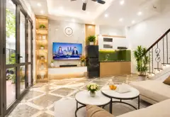 7.36tỷ, đầu cầu Vĩnh Tuy - Aeon Long Biên, 36m, 5tầng, Sân để xe thoải mái!... Bán nhà riêng tại Long Biên, Hà Nội 03