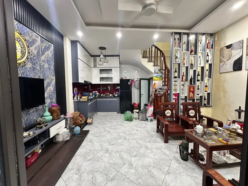 7,5 tỷ Nhà đẹp 5 tầng ngõ rộng, gần phố Nam Dư... Bán nhà riêng tại Vĩnh Hưng, Hà Nội 01