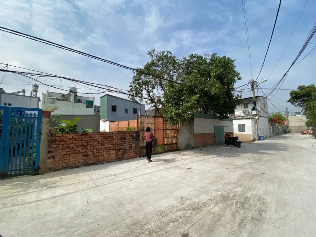 Bán đất thổ cư mặt tiền 7.8m tại Thạnh Lộc, Quận 12, diện tích 167.7m² giá 8.8 tỷ... Bán đất tại An Phú Đông, Hồ Chí Minh 01