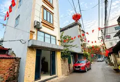 BÁN NHÀ NGUYỄN VĂN LINH 46,6M2- 5 TẦNG - NGÕ THÔNG, Ô TÔ TRÁNH - 10.7 Tỷ... Bán nhà riêng tại Long Biên, Hà Nội 02