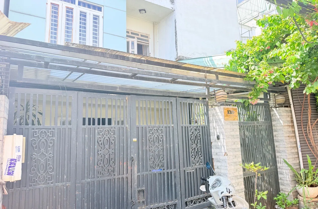 Bán nhà riêng 2 tầng, diện tích 150m2 tại phường Hiệp Bình, hướng Đông, pháp lý chuẩn... Bán nhà riêng tại Hiệp Bình, Hồ Chí Minh 01