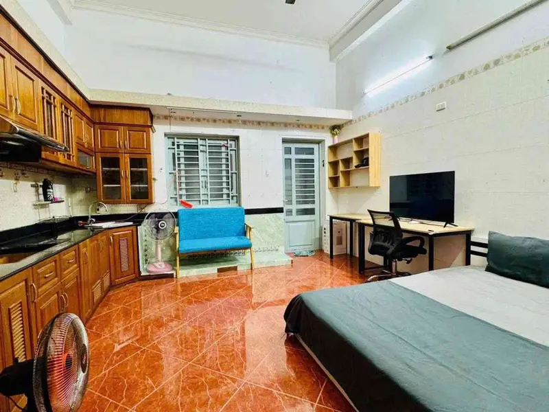 NHÀ ĐƯỜNG HẬU GIANG – ĐƯỜNG XE HƠI – SÁT SÂN BAY TÂN SƠN NHẤT | 4 TẦNG – 7 PHÒNG NGỦ | 16 TỶ... Bán nhà mặt phố tại Tân Sơn Nhất, Hồ Chí Minh 01