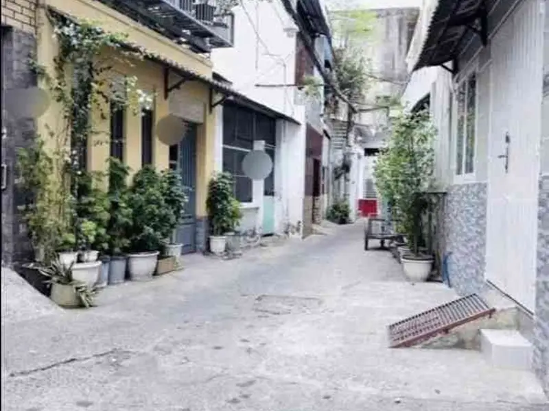 🏡NHỈNH 6TỶ. NHÀ ĐẸP 3 TẦNG – 4PN CẠNH CHỢ PHẠM THẾ HIỂN... Bán nhà riêng tại Chánh Hưng, Hồ Chí Minh 01