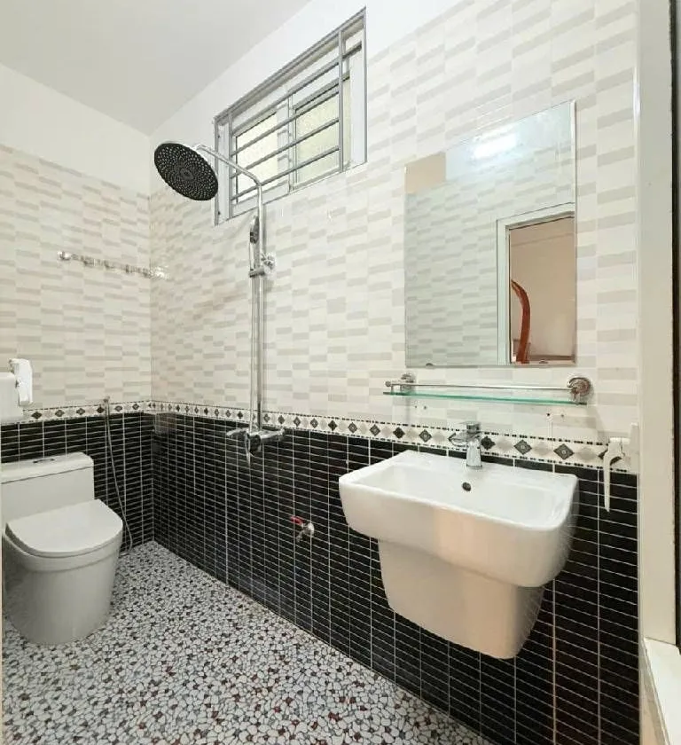 Bán nhà riêng 5 tầng 30m² tại Thanh Bình, Hà Đông, ngõ rộng, gần phố... Bán nhà riêng tại Hà Đông, Hà Nội 01