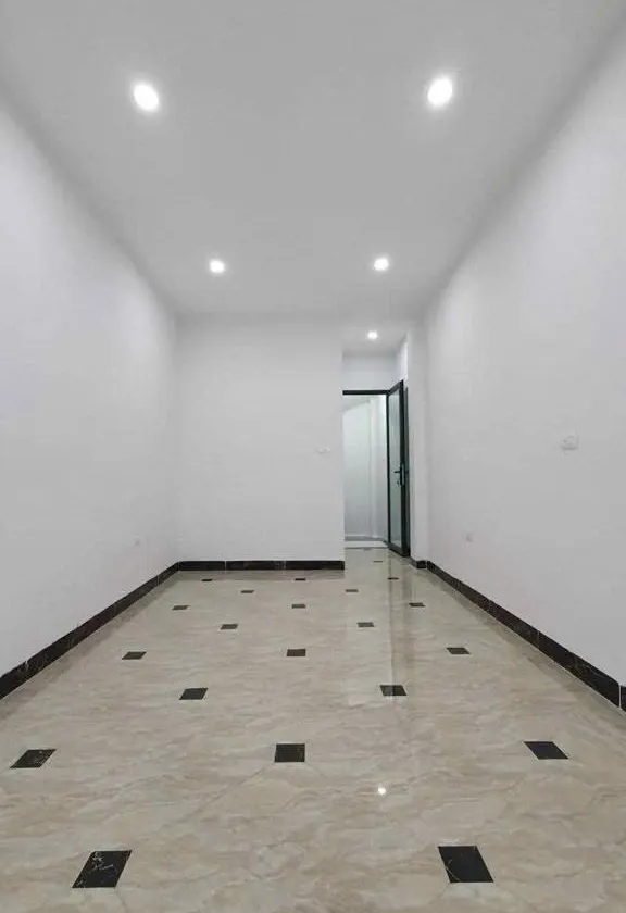 Bán nhà riêng Thịnh Liệt kinh doanh ô tô đỗ cửa diện tích 49 m2... Bán nhà riêng tại Hoàng Mai, Hà Nội 01