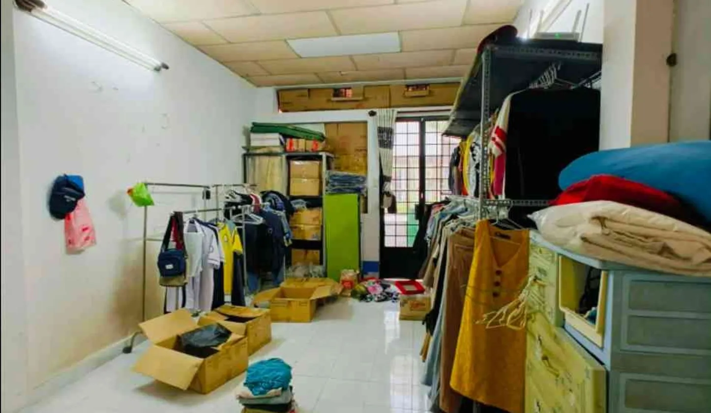 Nhà 2 tầng, 58m², hẻm sát mặt tiền Đồng Đen quận Tân Bình... Bán nhà riêng tại Tân Bình, Hồ Chí Minh 01