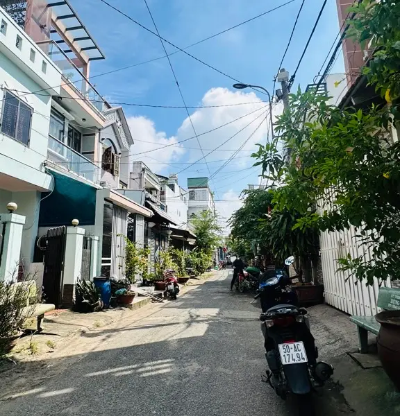 Nhà 4PN hiện đại ngay hẻm xe tải Trường Chinh, Q12... Bán nhà riêng tại Đông Hưng Thuận, Hồ Chí Minh 01