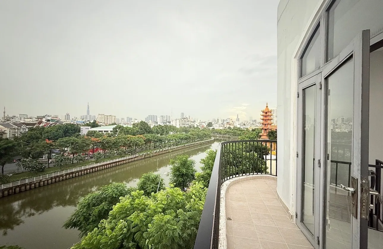 CHÍNH CHỦ BÁN NHÀ MẶT TIỀN LÔ GÓC HOÀNG SA - 6 TẦNG - 6PN - 13.5 TỶ THƯƠNG LƯỢNG... Bán nhà mặt phố tại Tân Định, Hồ Chí Minh 01