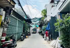 TÂN BÌNH – HƠN 7 TỶ-DT 4.5 x 17.2M – NỞ HẬU – HẺM Ô TÔ THÔNG – GẦN CHỢ PHẠM VĂN BẠCH, GA T3... Bán nhà riêng tại Tân Sơn, Hồ Chí Minh 01