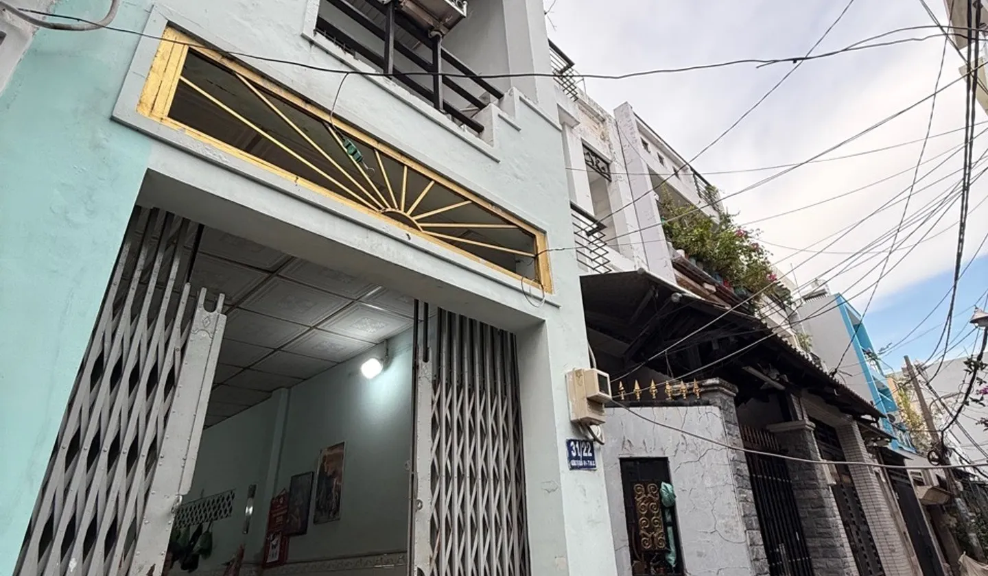 - Vị trí: Dương Tự Quán, Hoàng Văn Hợp, Cạnh Bên Chợ, 5 Phút đến Aeon Mall, Giáp Quận 6, Công Viên... Bán nhà riêng tại An Lạc, Hồ Chí Minh 01