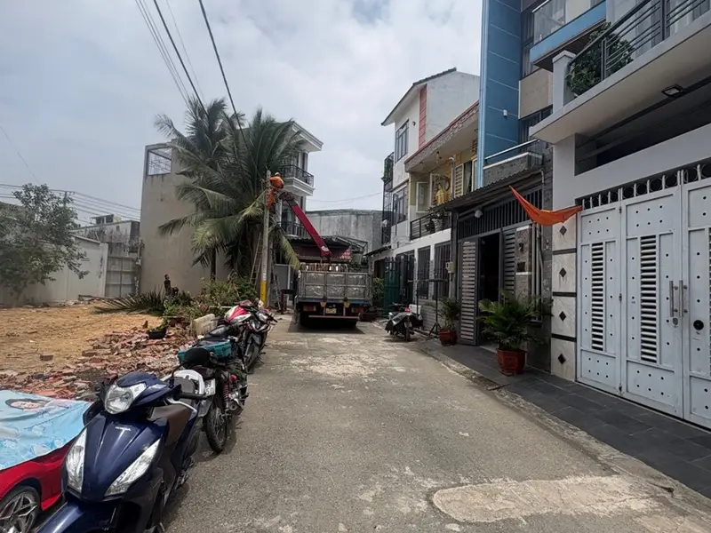 Bán đất thổ cư 50m2 Mặt tiền 4.7m tại Gò Cát | Long Trường, quận 9, giá 3,3 tỷ... Bán đất tại Long Trường, Hồ Chí Minh 01