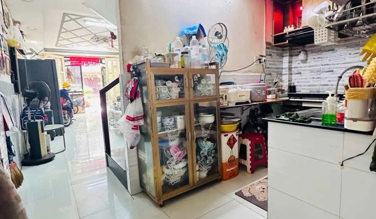 Nhà 2 tầng 49m2, hẻm ô tô Bình Tân, gần Lê Văn Quới... Bán nhà riêng tại Bình Trị Đông, Hồ Chí Minh 01