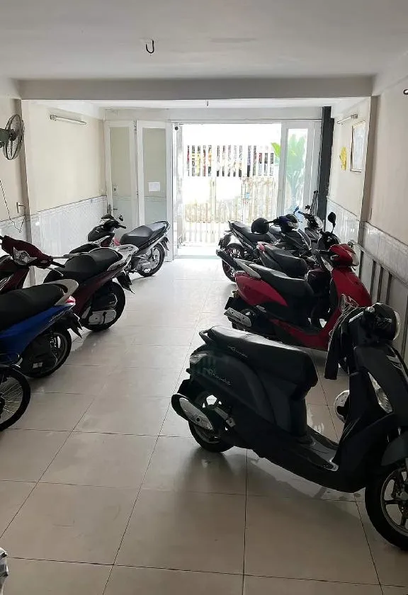 Bán nhà mặt phố 3 tầng, phù hợp kinh doanh và cho thuê tại Tân Bình... Bán nhà mặt phố tại Bảy Hiền, Hồ Chí Minh 01