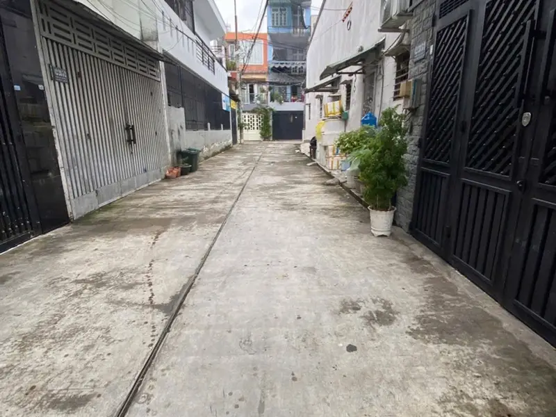 B.án NHÀ GẦN BÊN AEON TÂN PHÚ . gẤN CHỢ , TRƯỜNG HỌC CÁC CẤP, HẺM 6m THÔNG , GIÁ CHỉ NHỈNH 3 tỷ (tl... Bán nhà riêng tại Bình Hưng Hòa, Hồ Chí Minh 01
