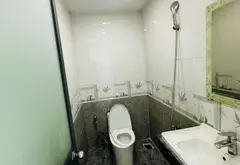 Nhà 2 tầng 4 phòng ngủ tại Đông Hưng Thuận, hẻm xe hơi... Bán nhà riêng tại Đông Hưng Thuận, Hồ Chí Minh 06