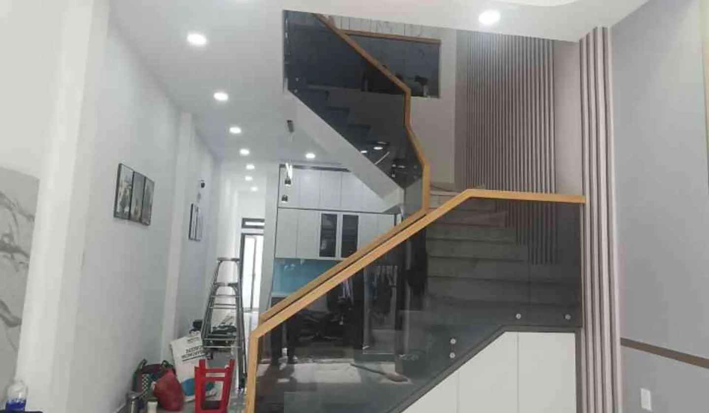 Nhà 2 tầng mới full nội thất gần chợ UBND Xuân Thới Thượng... Bán nhà riêng tại Bà Điểm, Hồ Chí Minh 01