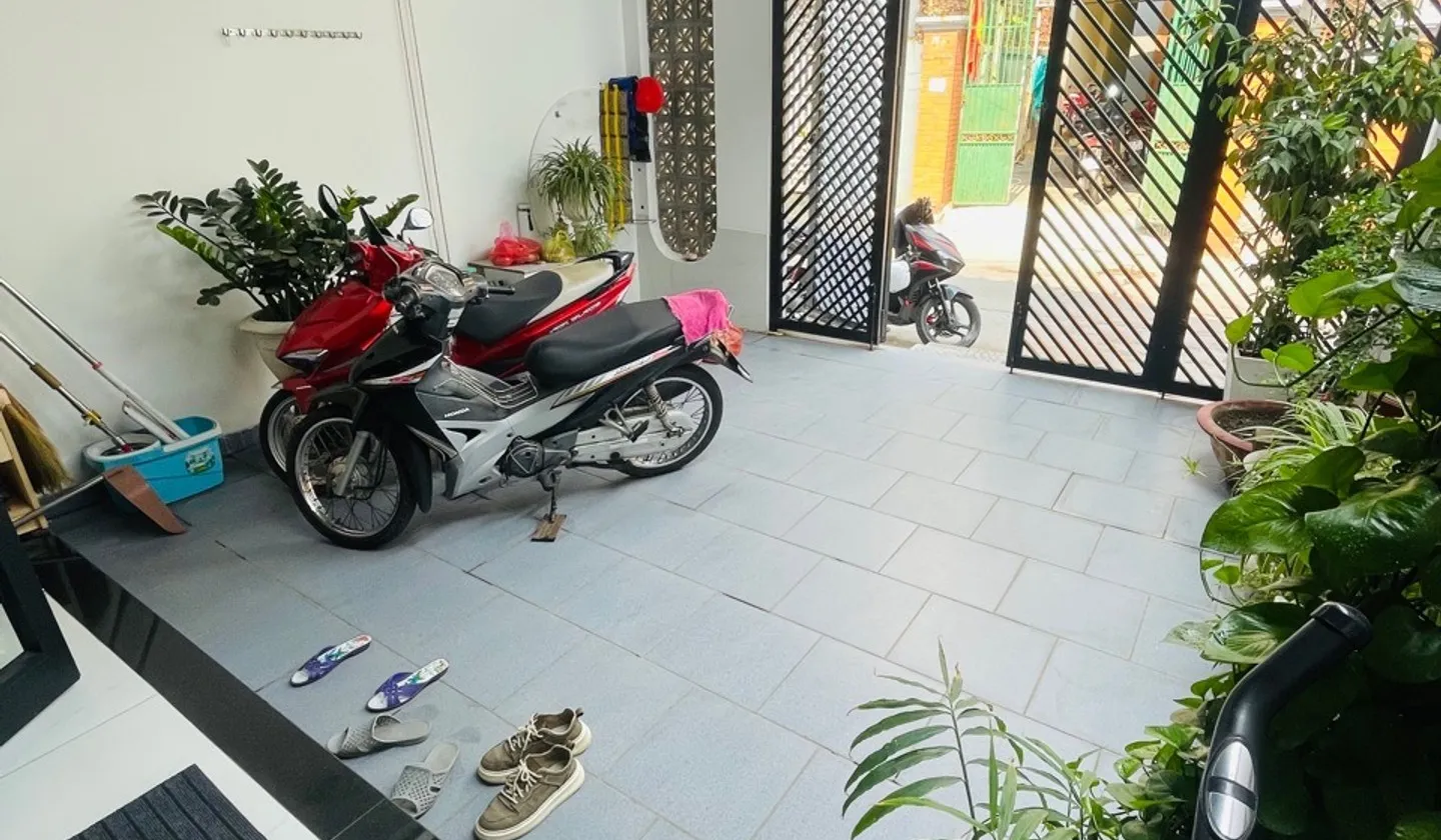 Nhà 3 tầng 4 phòng ngủ gần biển ở Phó Đức Chính... Bán nhà riêng tại An Hải, Đà Nẵng 01