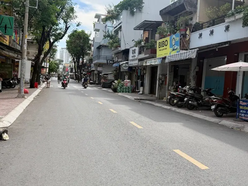 Nhà mặt tiền Bà Hạt - Kinh doanh đỉnh, dòng tiền khủng... Bán nhà mặt phố tại Diên Hồng, Hồ Chí Minh 01