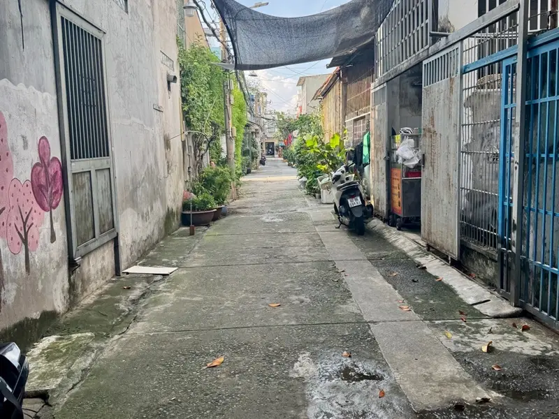 NHÀ ĐẸP Ở NGAY - HẺM TRƯỚC NHÀ 6m... Bán nhà mặt phố tại Đông Hưng Thuận, Hồ Chí Minh 01