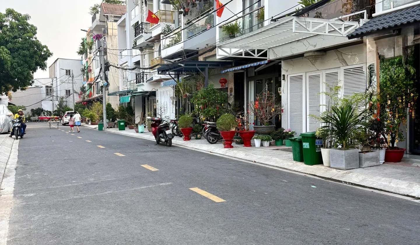 Bán nhà riêng 3 tầng_ Huỳnh Thị Đồng _ 52m2 đường trước nhà 12m xe tải tránh vỉa hè 2m  6.9 tỷ... Bán nhà riêng tại Nhà Bè, Hồ Chí Minh 01