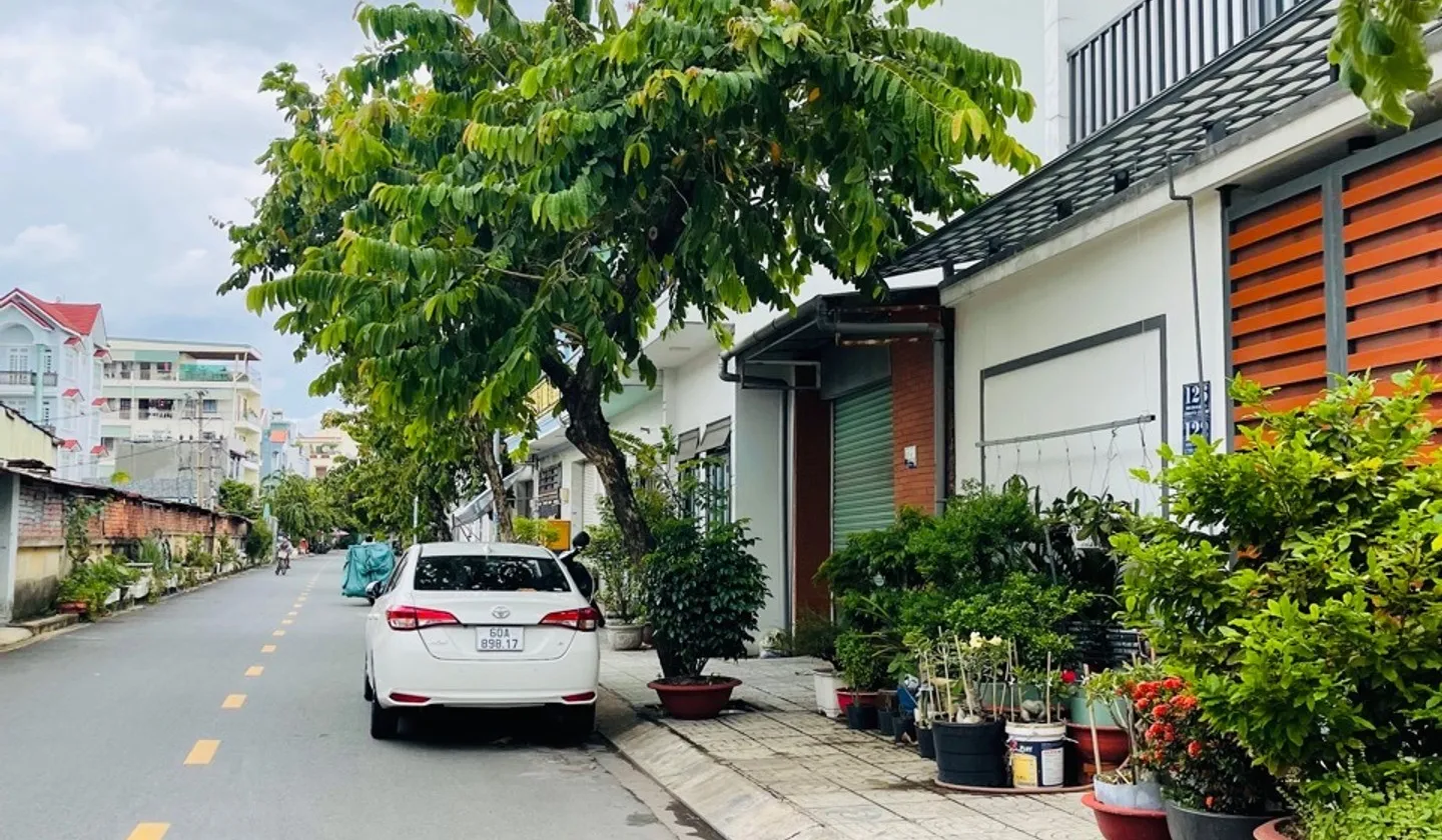 Nhà 2 mặt tiền, vị trí đắc địa sát chung cư Tô Ký, Trung Mỹ Tây... Bán nhà riêng tại Trung Mỹ Tây, Hồ Chí Minh 01