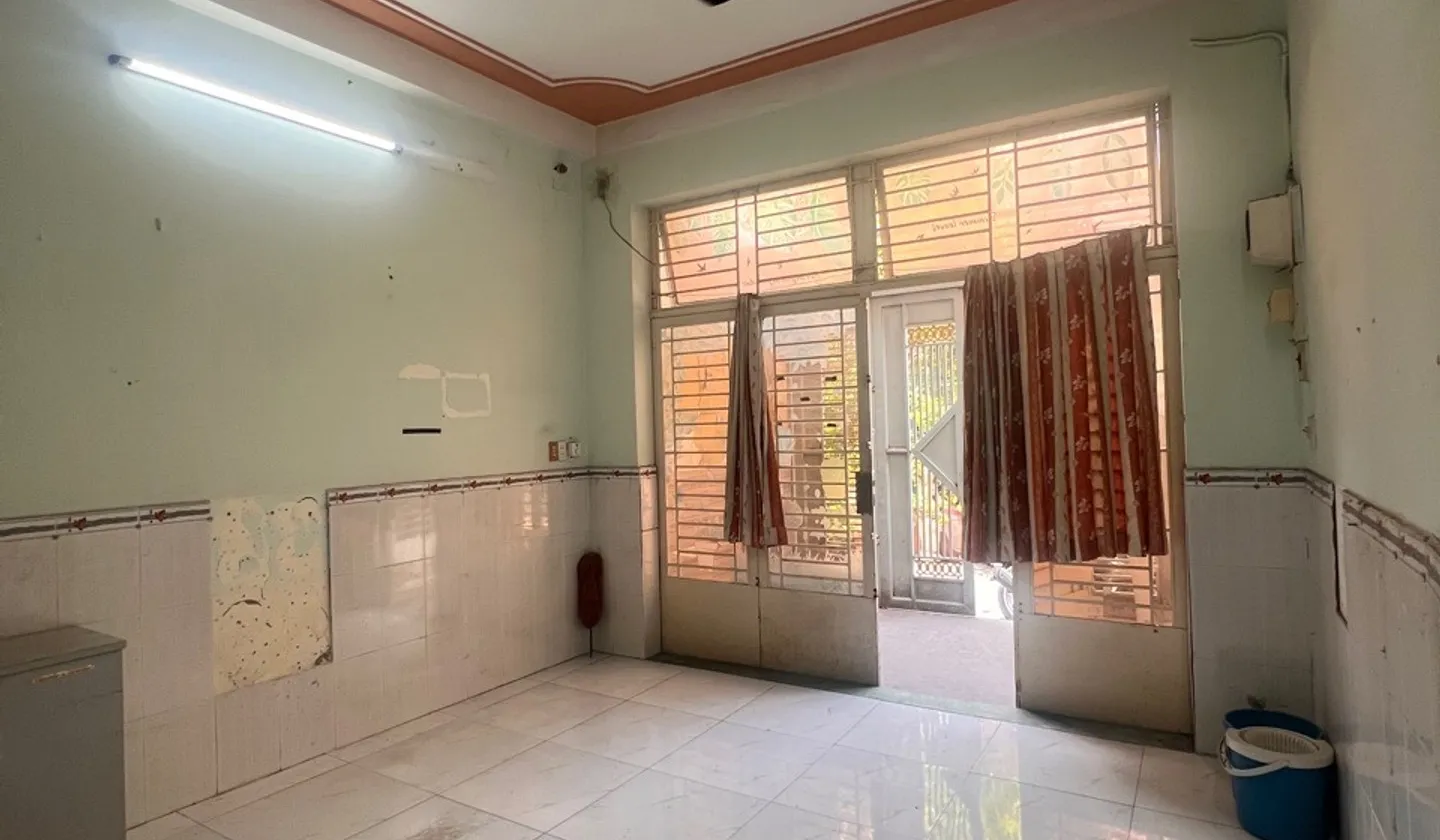 Bán nhà Tân Phú , Nguyễn Sơn, 4x13m, 2 Tầng, Ô Tô đỗ cửa . Chỉ nhỉnh 5₫... Bán nhà riêng tại Phú Thọ Hòa, Hồ Chí Minh 01