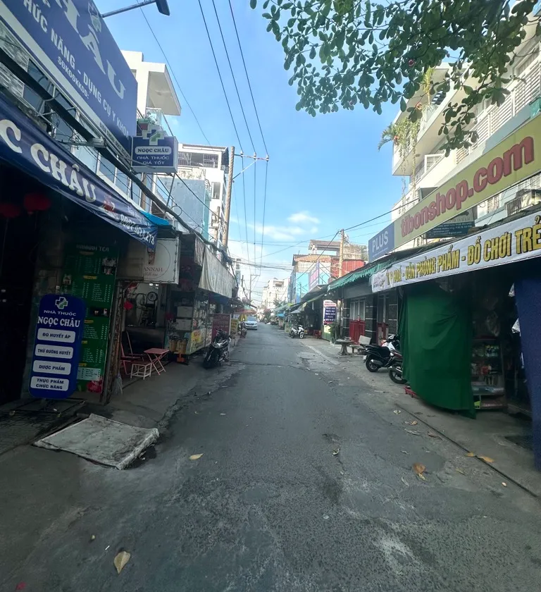🔥 GIÁ MỚI 17.5 TỶ – ĐƯỜNG 8M CÓ VỈA HÈ – KINH DOANH ĐA NGÀNH – GÒ VẤP
🏡 HÀNG HIẾM LÊ ĐỨC THỌ... Bán nhà riêng tại An Hội Đông, Hồ Chí Minh 01