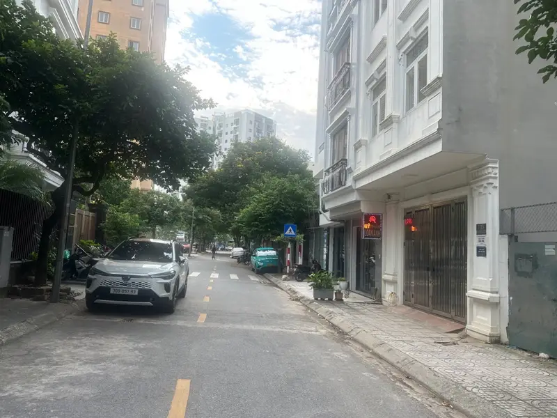 Nhà phân lô 4 tầng tại phường Việt Hưng, Hà Nội, phù hợp kinh doanh và đầu tư... Bán nhà riêng tại Việt Hưng, Hà Nội 01