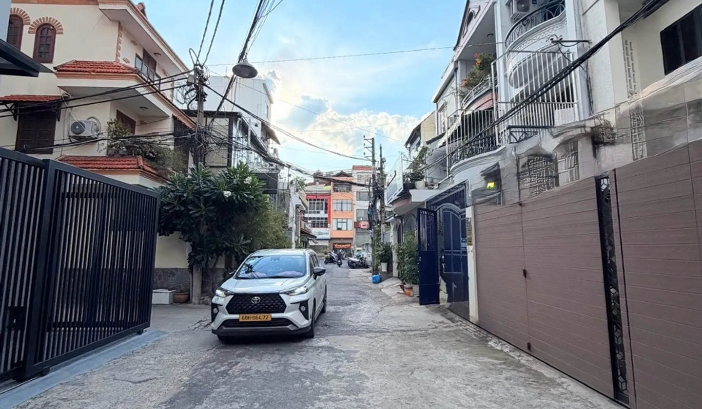 Bán nhà riêng 4 tầng tại trung tâm Tân Bình, hẻm ô tô quay đầu, gần sân bay... Bán nhà riêng tại Tân Sơn Nhất, Hồ Chí Minh 01