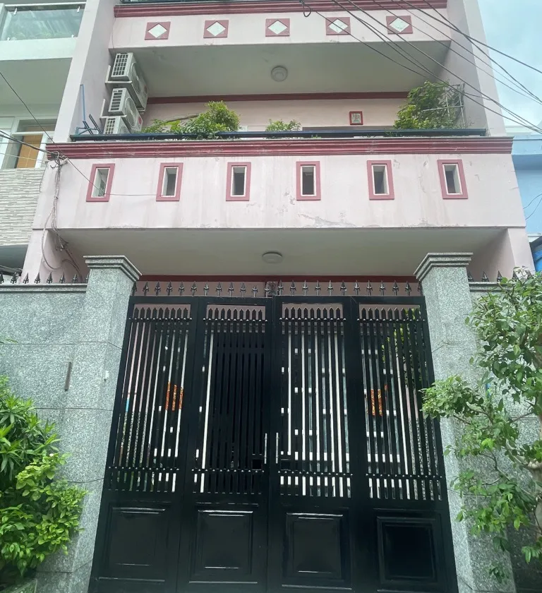 Cơ hội sở hữu nhà 4 tầng rộng rãi tại Bình Tân giá tốt... Bán nhà riêng tại Bình Hưng Hòa, Hồ Chí Minh 01