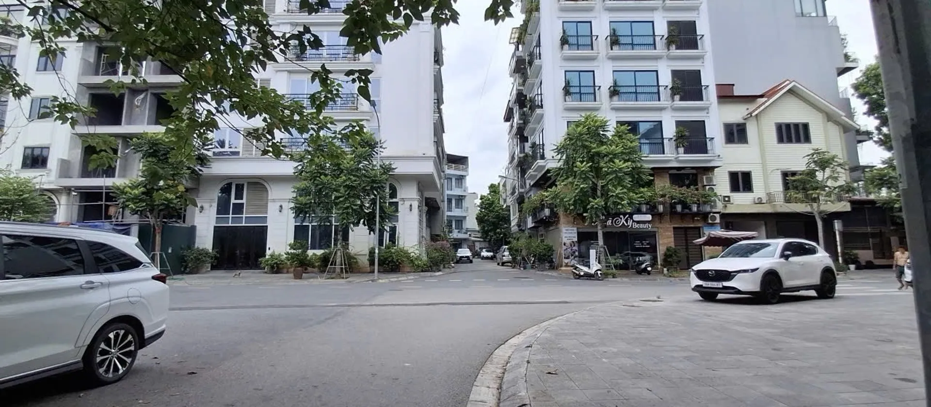 Bán đất 98.6m2 gần công viên tại Gia Thượng với giá tốt. Giá nào cũng bán!... Bán đất tại Bồ Đề, Hà Nội 01