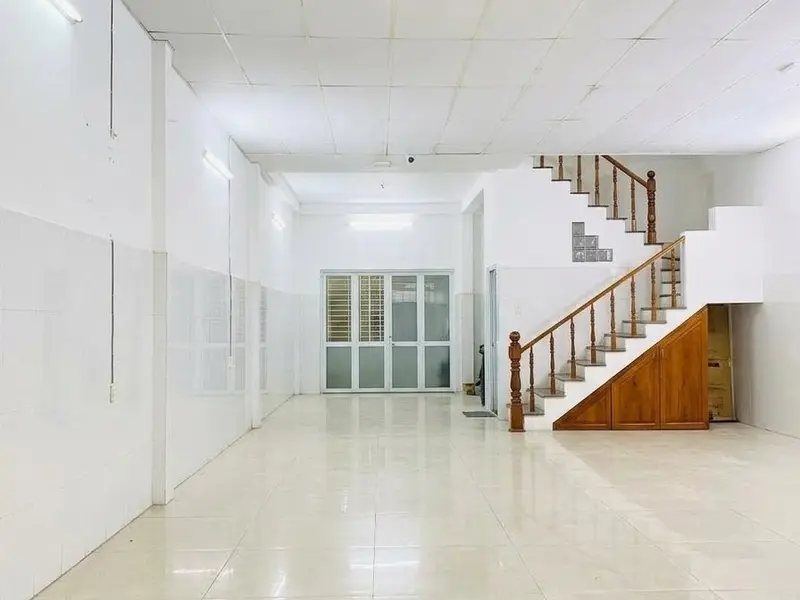 Nhà Tân Bình ngay Bàu Cát - Sơn Hưng, 2 tầng ở ngay - KD - ngang siêu lớn 8m - dài 17m - 13 tỷ... Bán nhà mặt phố tại Bảy Hiền, Hồ Chí Minh 01