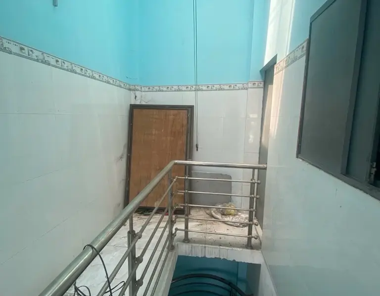 Nhà 2 tầng 7pn 7wc đường bờ sông,sát kênh tham lương khu Tân Tạo,hẻm xe máy 2m... Bán nhà riêng tại Tân Tạo, Hồ Chí Minh 01