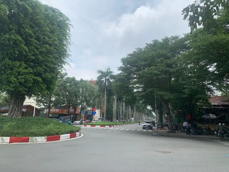 Bán nhà 5 tầng, 81m2 , TTTM Go Dĩ An , đường 12m , chỉ 10.9 tỷ... Bán nhà mặt phố tại Đông Hòa, Hồ Chí Minh 01