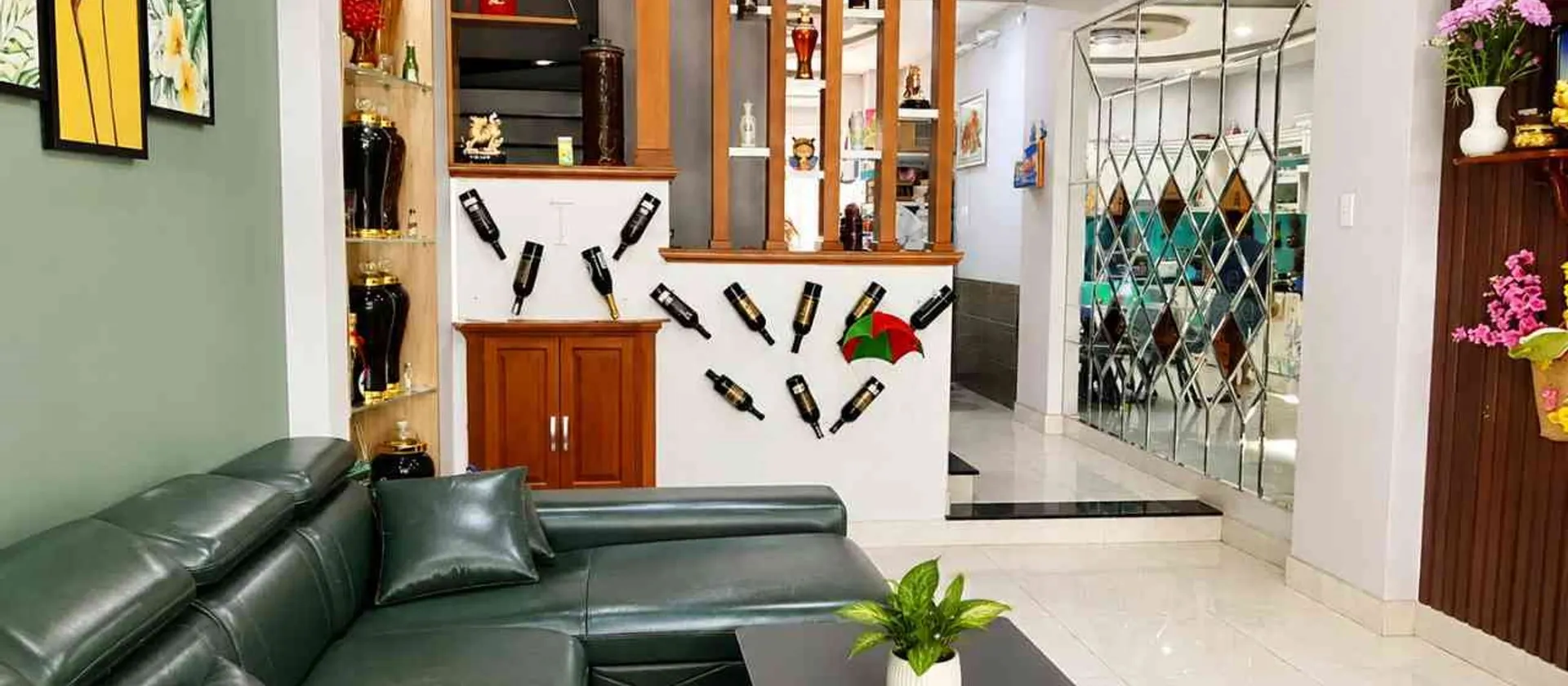 Nhà phố Nguyễn Hữu Dật - Hiện đại, tiện nghi, hẻm xe hơi... Bán nhà riêng tại Tây Thạnh, Hồ Chí Minh 01