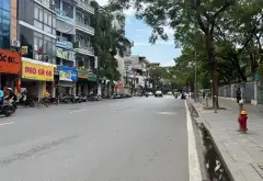 Bán nhà mặt phố Ngọc Hà lô góc 12 tỷ, kinh doanh tốt... Bán nhà mặt phố tại Ngọc Hà, Hà Nội 01