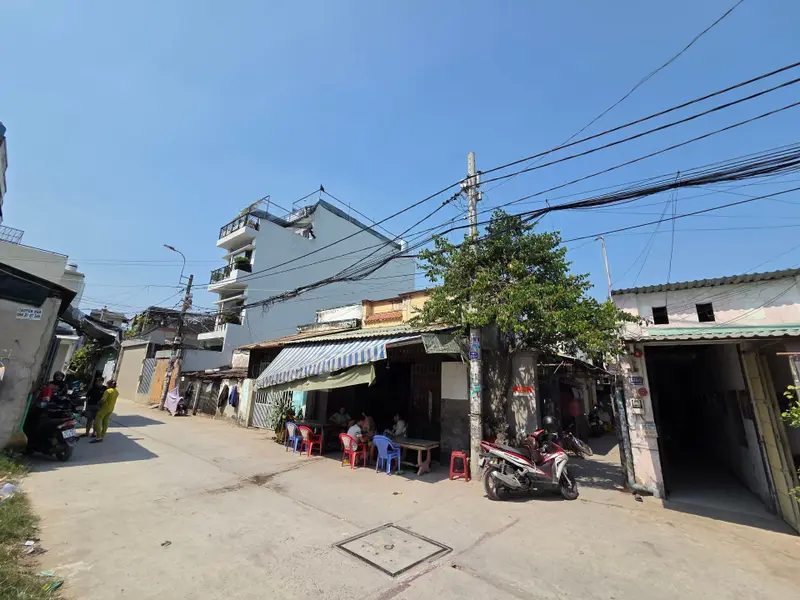 Cơ hội hiếm có: Nhà riêng hẻm xe tải gần KDC Tên Lửa, giá tốt giảm sâu chốt ngay... Bán nhà riêng tại Bình Tân, Hồ Chí Minh 01