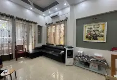 Bán nhà riêng 4 tầng mặt ngách, lô góc tại Nguyễn Hoàng Tôn, diện tích sử dụng khoảng 50m2... Bán nhà riêng tại Phú Thượng, Hà Nội 02