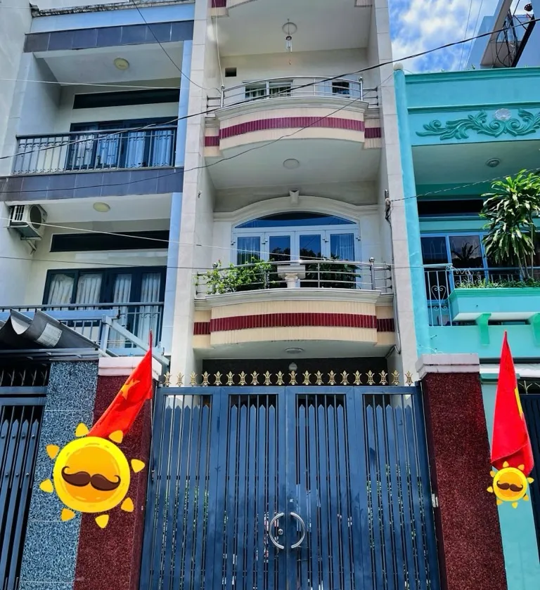 Nhà 4 tầng 2 mặt tiền siêu tiện nghi ở Tân Bình... Bán nhà riêng tại Tân Bình, Hồ Chí Minh 01