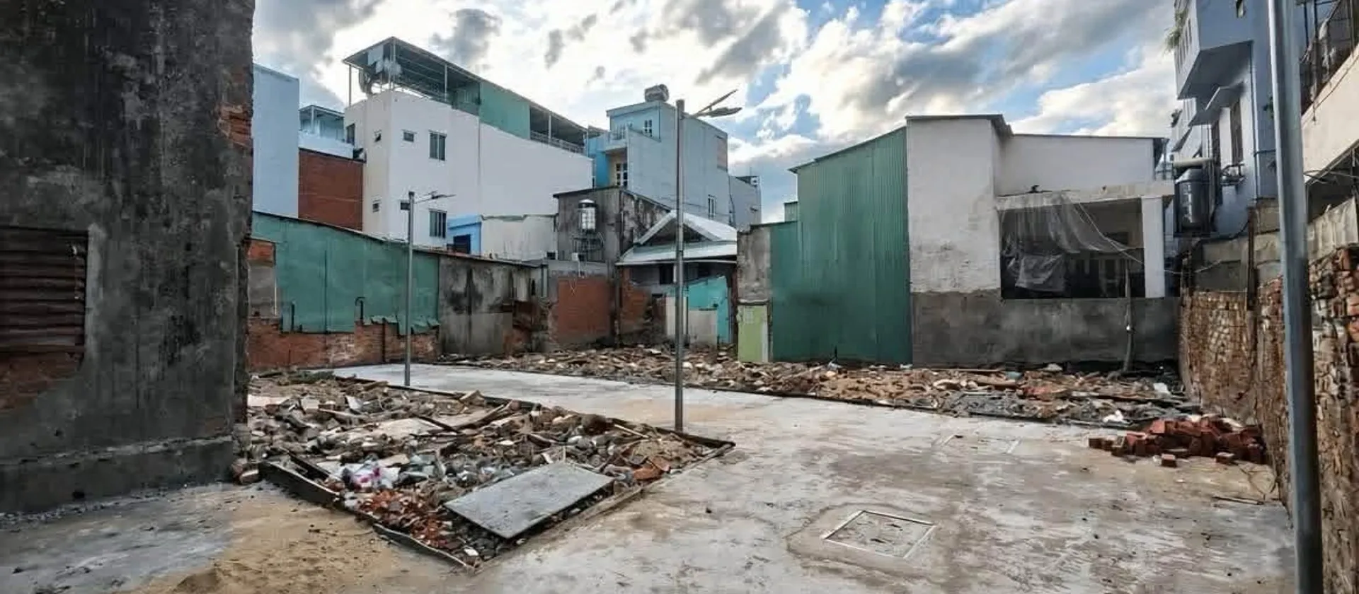 Bán đất kiệt ôtô tại xã Đa Phước, gần đường Nguyễn Tất Thành... Bán đất tại Hải Châu, Đà Nẵng 01