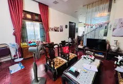 Bán nhà riêng tại Lạc Long Quân, gần Hồ Tây, 3 tầng, mặt tiền 7.3m, ô tô đỗ cửa... Bán nhà riêng tại Tây Hồ, Hà Nội 01