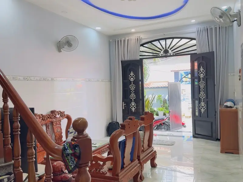 Bán nhà 2 tầng căn góc 3PN tại Tân Bình, gần nhà ga T3... Bán nhà riêng tại Tân Sơn, Hồ Chí Minh 01