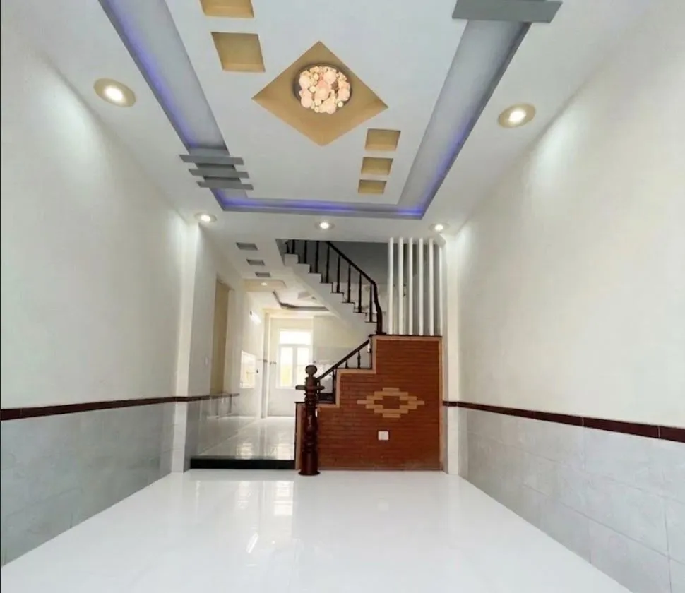 CẢ NHÀ CÓ KHÔNG GIAN RIÊNG – NHÀ 3 TẦNG – 71M² – HẺM XE HƠI 5M GẦN TRẦN THỊ NĂM – QUẬN 12... Bán nhà riêng tại Trung Mỹ Tây, Hồ Chí Minh 01